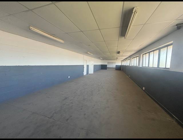 339M² INDUSTRIAL YARD TO LET IN BLACKHEATH INDUSTRIAL